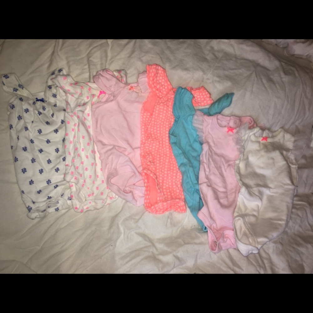 Tank top onesies size 3 months